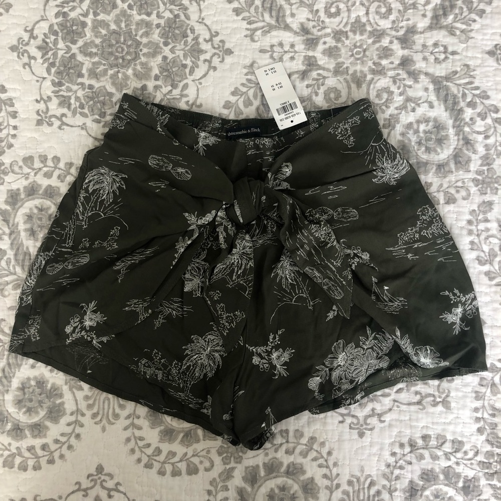 NWT Abercrombie And Fitch Shorts